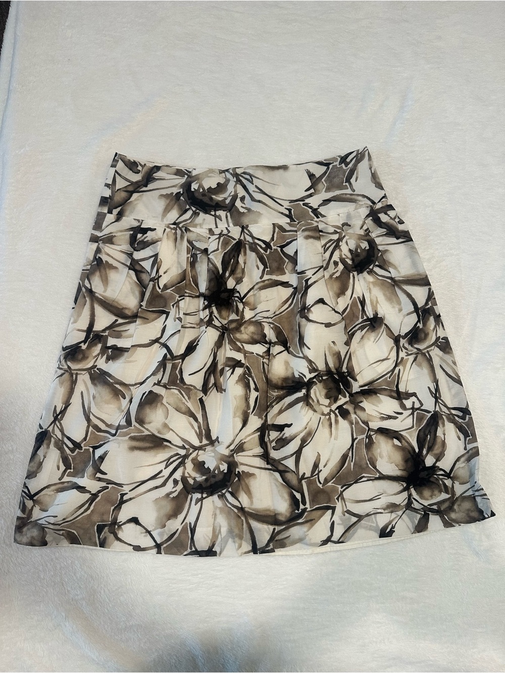 Banana Republic Cream and Brown Floral A-Line Skirt